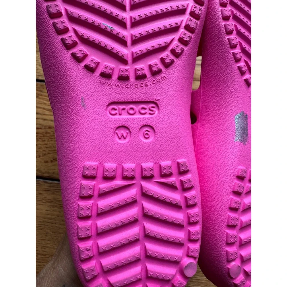 Crocs Flip Flops Women 6 Pink Kadee II Iconic Comfort Lightweight Sandals